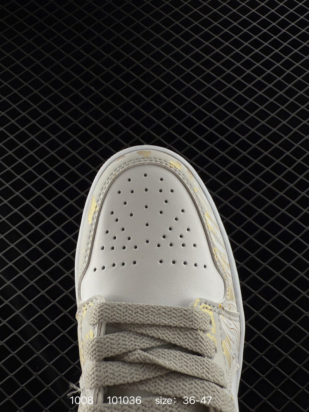 Nike Wmns Air Jordan 1 Low GS”Team Gold“